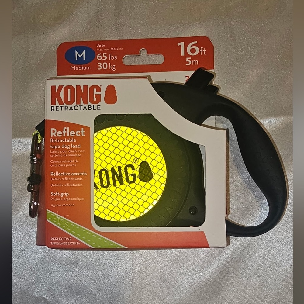 Kong Retractable Tape Reflect Leash (M)